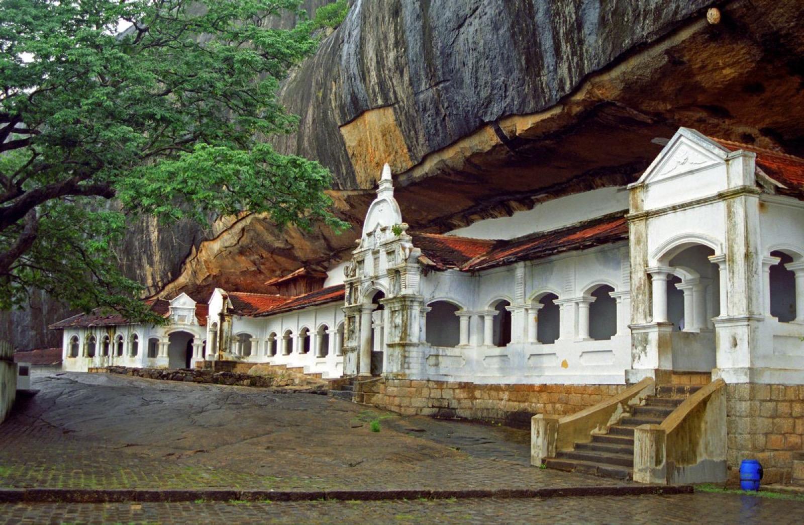 Dambulla Golden Temple